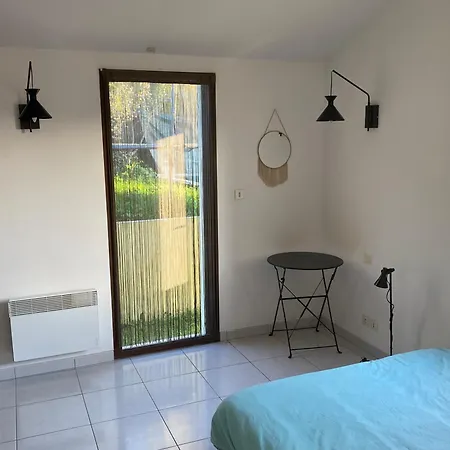 Apartment Super *